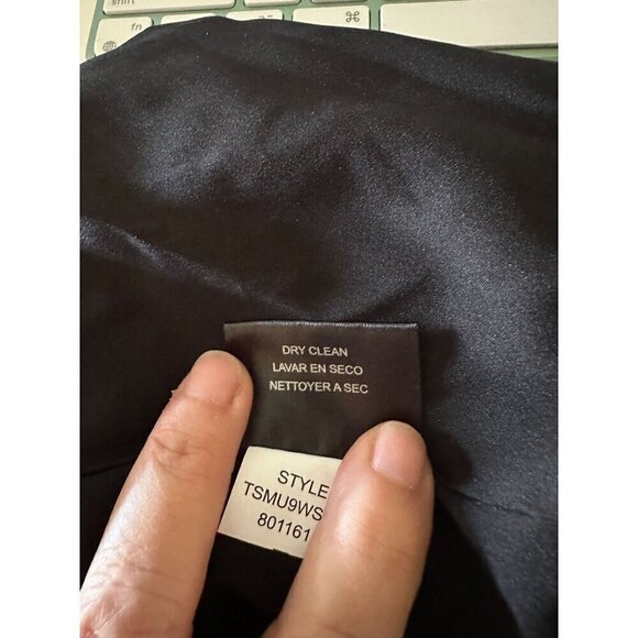 Tahari Arthur S. Levine Women's Pleated Skirt Sz 18 Black White Lined Floral NEW - Picture 9 of 14